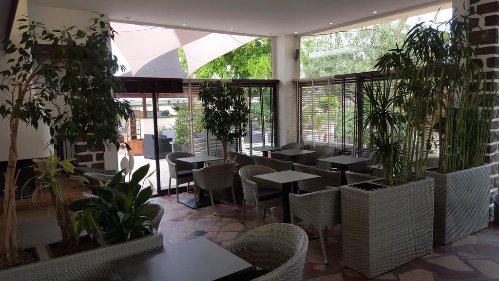 Hôtel restaurant Mon Auberge Lunel  Exterior foto